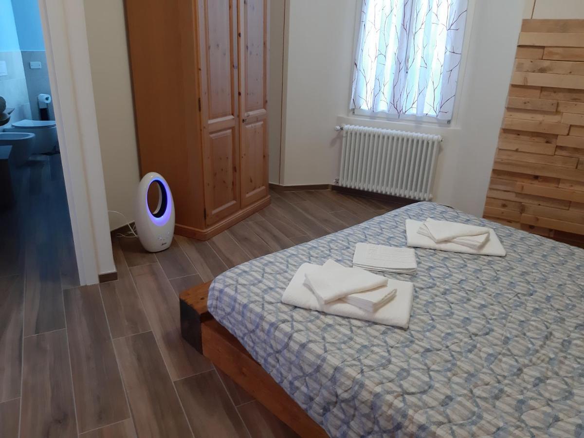 Apartmán Ca De Mez Luino Exteriér fotografie